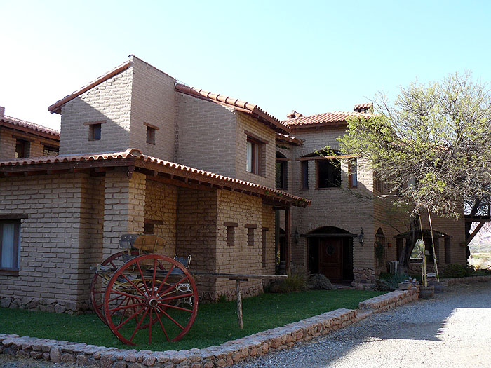 AR0914SM0296_la-casa-de-la-bodega-cafayate.jpg [© Last Frontiers Ltd]