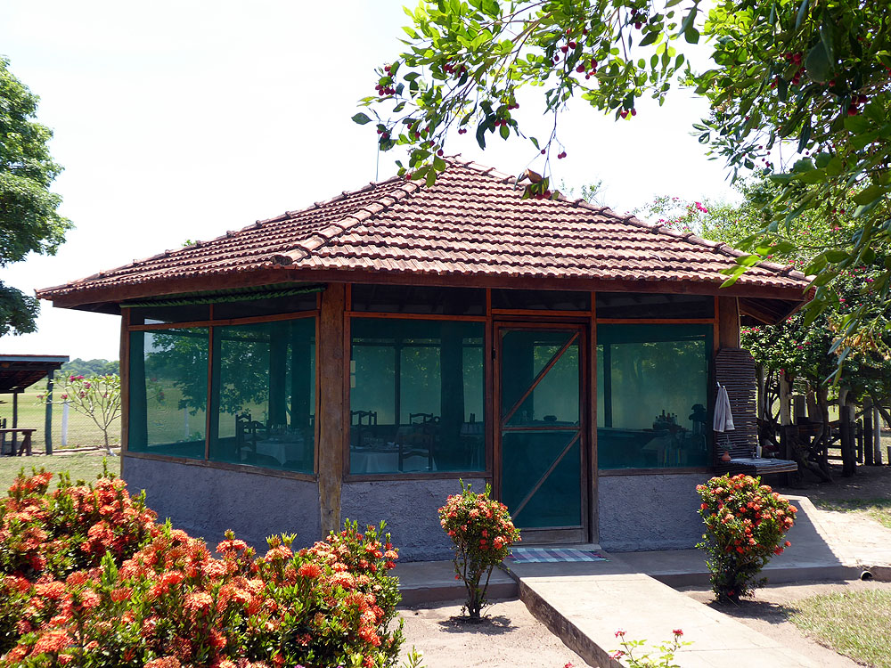 178BR1910SM_pantanal-barra-mansa-dining-area.jpg [© Last Frontiers Ltd]