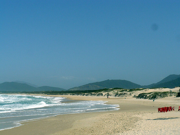 BR0911SM299_florianopolis-joaquina.jpg [© Last Frontiers Ltd]