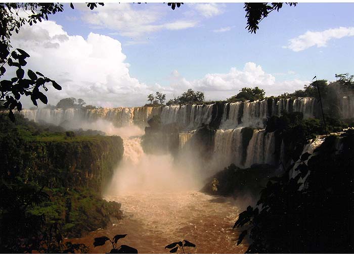 Ian_Thorpe_Iguassu.jpg [© Last Frontiers Ltd]