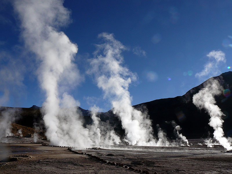 CL1016NL251_atacama-tatio-geysers.jpg [© Last Frontiers Ltd]