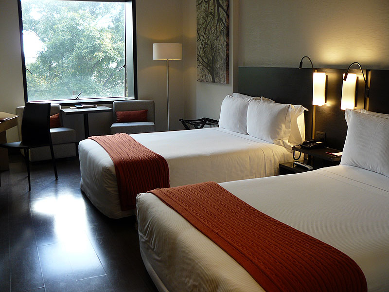 CO0517SM040_bogota-cite-hotel-deluxe-room.jpg [© Last Frontiers Ltd]