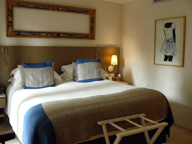 CO0517SM664_cartagena-sofitel-santa-clara-superior-room.jpg [© Last Frontiers Ltd]