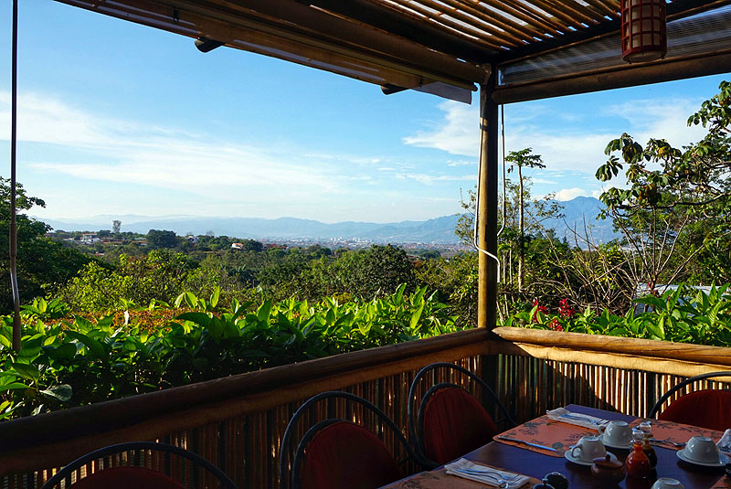 CR0418HG0003_finca-rosa-blanca-restaurant-view.jpg [© Last Frontiers Ltd]