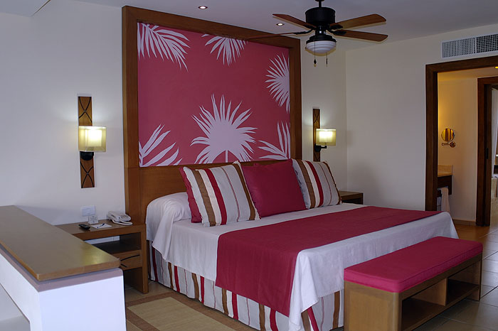 CU0612JL228_cayo-santa-maria-melia-buenavista-rs-junior-suite-ocean.jpg [© Last Frontiers Ltd]