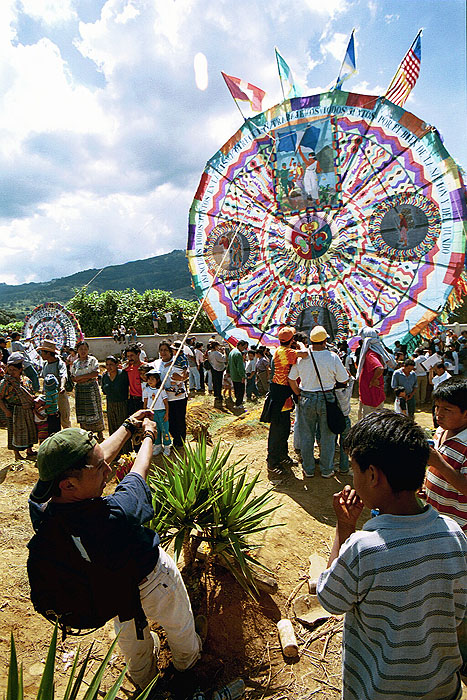 GU08VV_Kite_festival_2.jpg [© Last Frontiers Ltd]