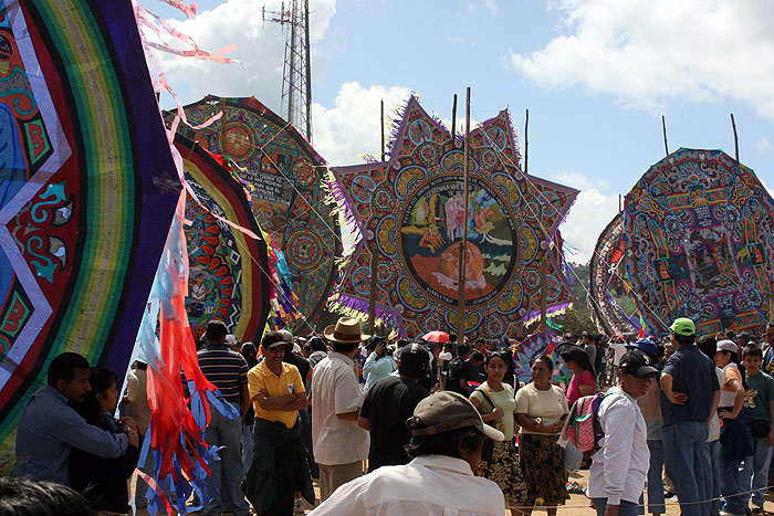 GU08VV_kite_festival_4242.jpg [© Last Frontiers Ltd]