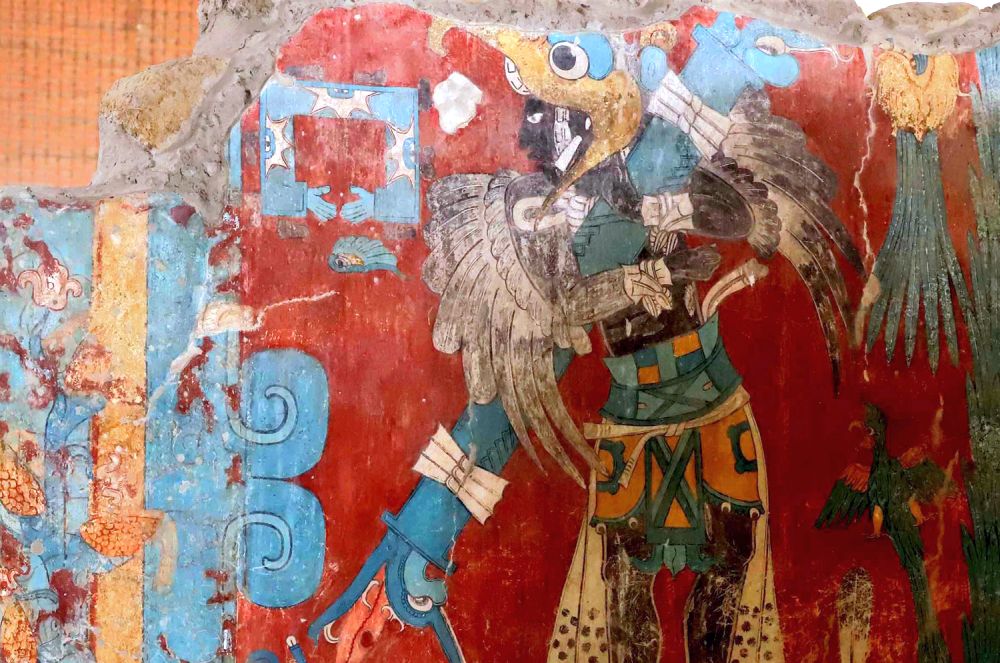 011MX2300NT_tlaxcala-mural-del-hombre-ave.jpg [© Last Frontiers Ltd]