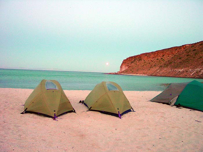 12_Baja_Camp.jpg [© Last Frontiers Ltd]