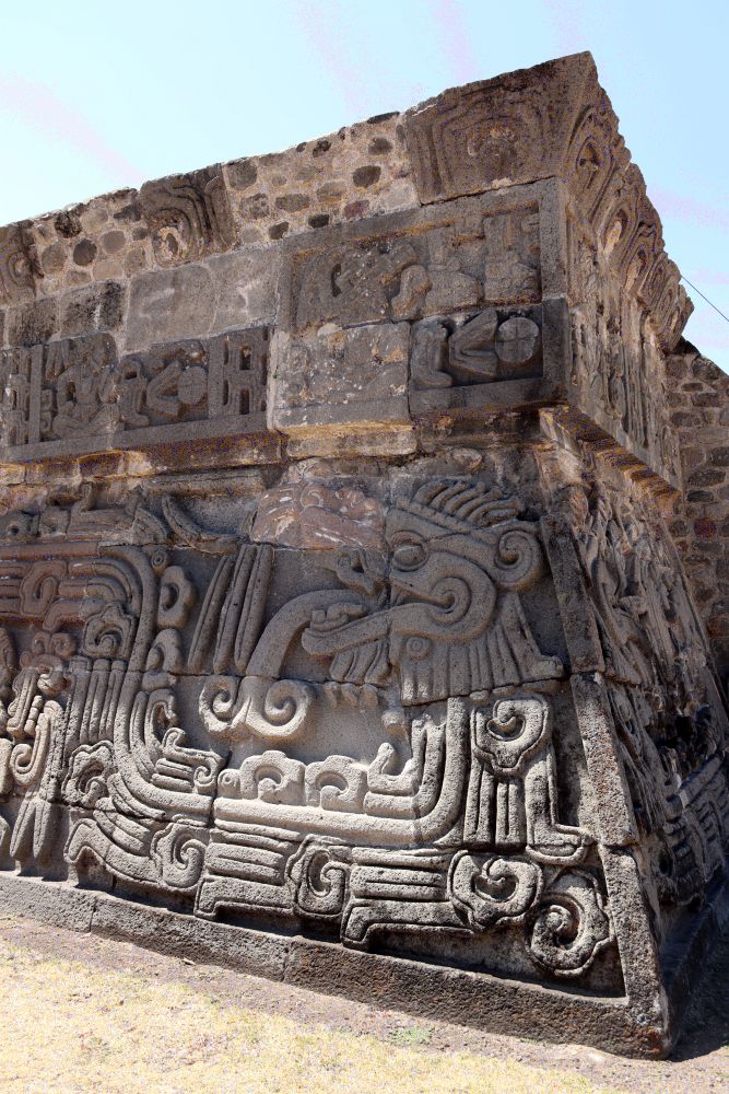 MX2404EP183_xochicalco.jpg [© Last Frontiers Ltd]