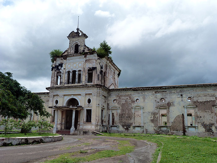 NI0913SM0791_granada-old-hospital.jpg [© Last Frontiers Ltd]