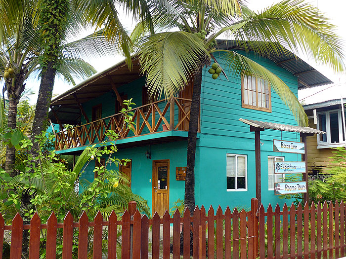 PA0508SM511_bocas-inn.jpg [© Last Frontiers Ltd]