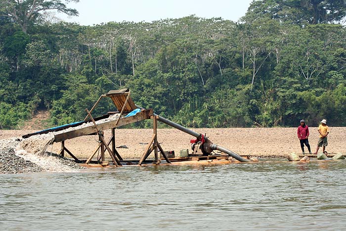 PE0905EP224_tambopata.jpg [© Last Frontiers Ltd]