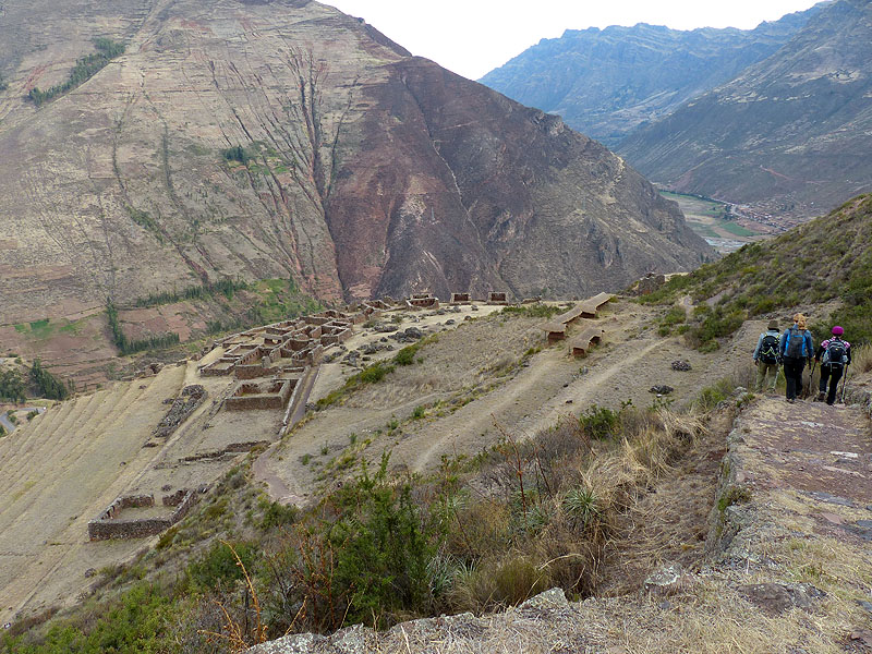 PE1014JL0735_mlp_lares_day2_amaru_to_viacha_and_pisac.jpg [© Last Frontiers Ltd]