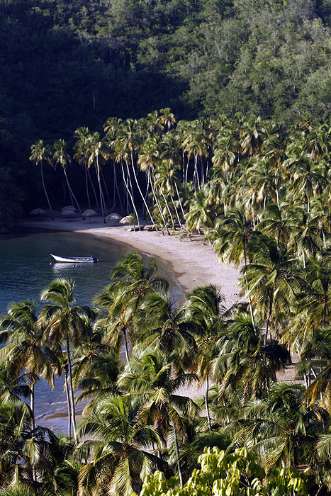 VE0907EM352_playa_medina.jpg [© Last Frontiers Ltd]